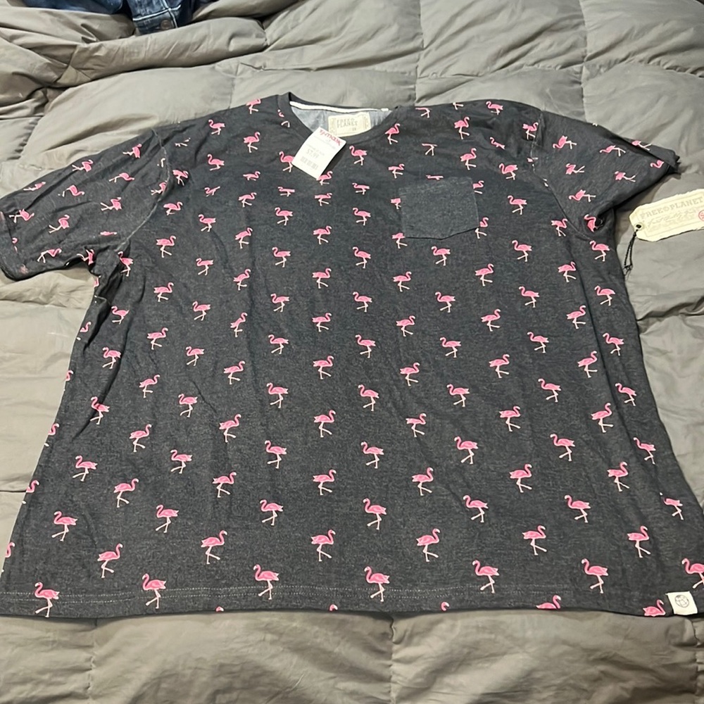 Free planet flamingo shirt